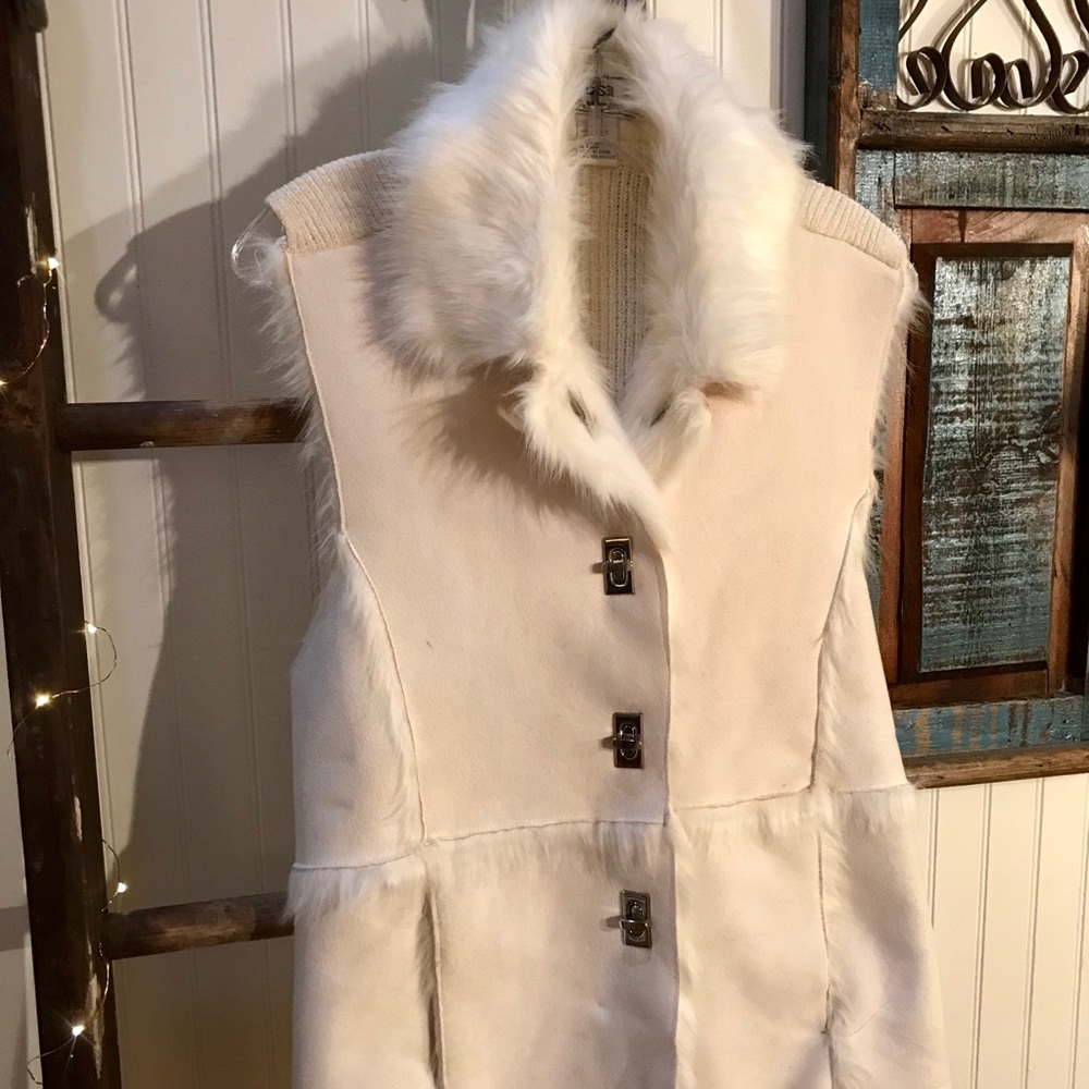 White faux suede/sweater vest